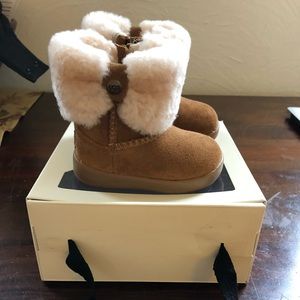 Uggs Ramona Children’s Boot size 2/3